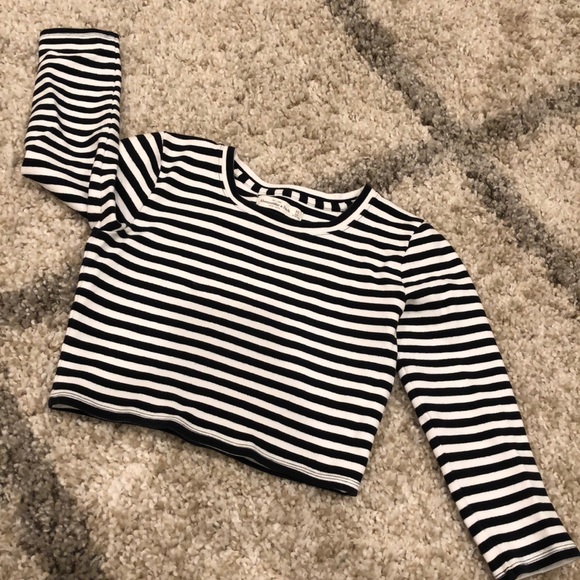 Abercrombie & Fitch Tops - Cropped striped quarter sleeve shirt